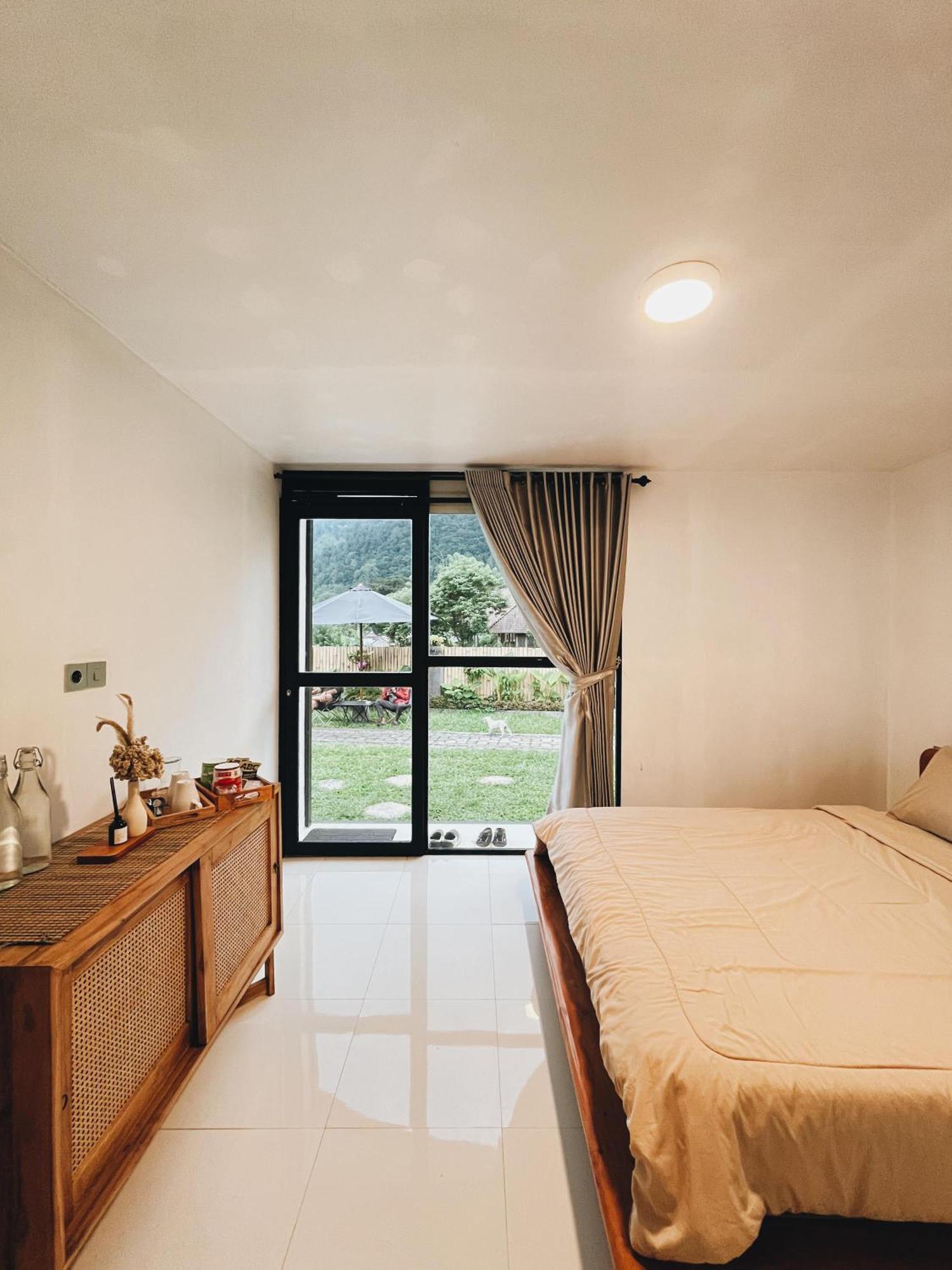 Hotel Ginastro Hom Bangli Exteriér fotografie